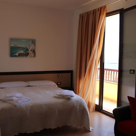 Albergo Perseo Portopalo Di Capo Passero Luaran gambar