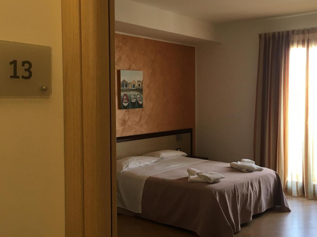 Albergo Perseo Portopalo Di Capo Passero Luaran gambar